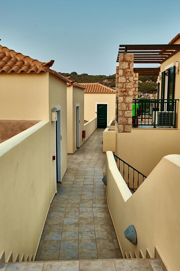 Element Hotel Elafonissos Exterior foto